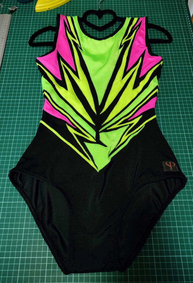 web_modelos_maillots_rainingmen_ok_5